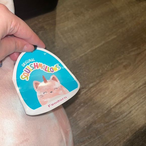 Squishmallow - Picture 2 of 3